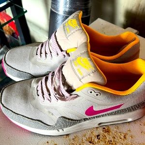 Nike Men’s athletic shoes